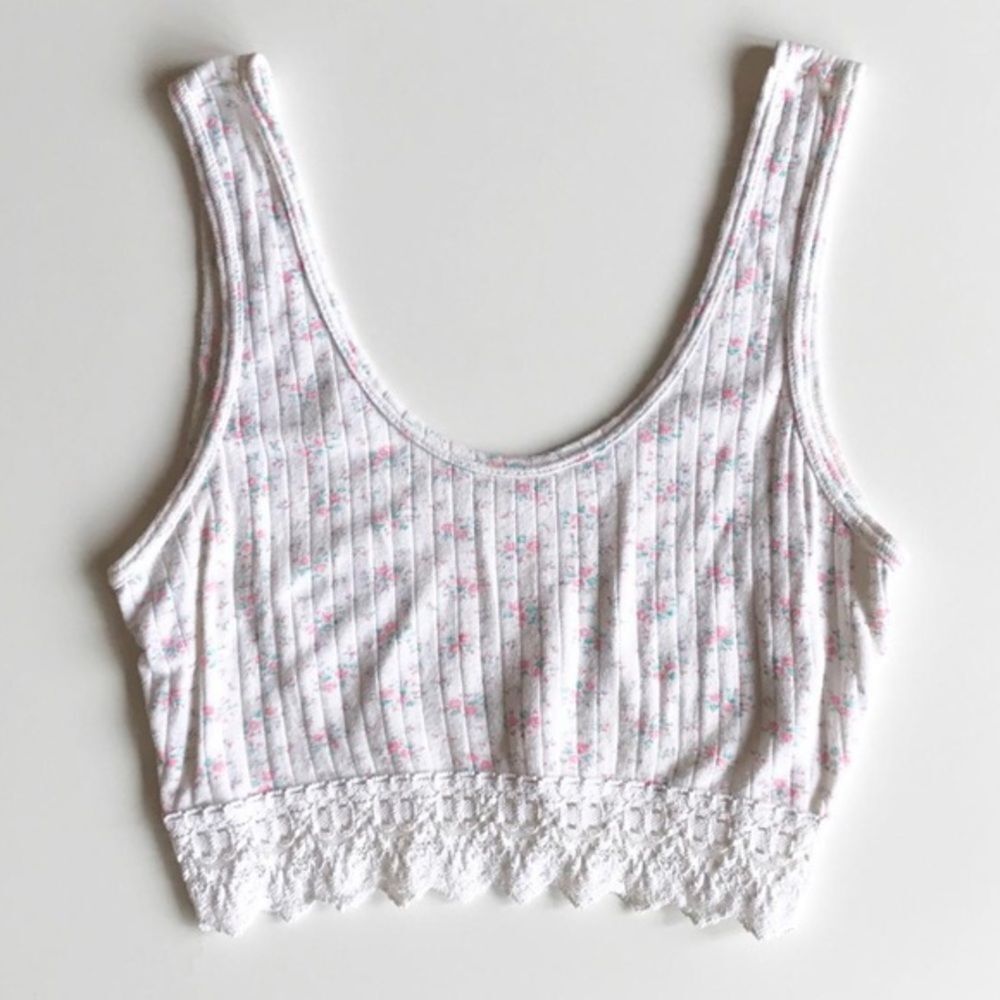 90s Vintage tiny rose print lace crop top shirt womens XS Small sports bra